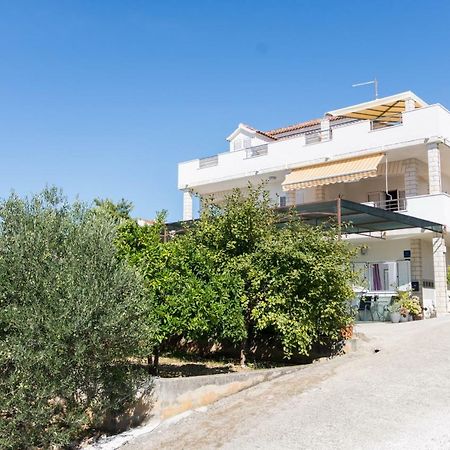 Apartmani Zana Okrug Gornji Dış mekan fotoğraf
