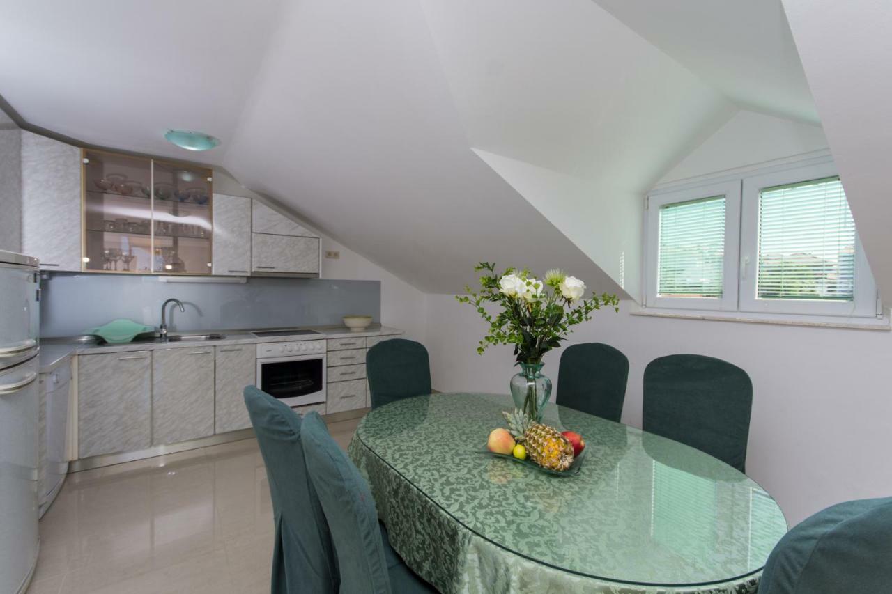 Apartmani Zana Okrug Gornji Dış mekan fotoğraf