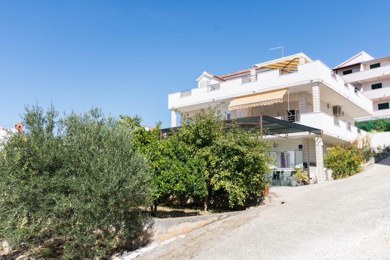 Apartmani Zana Okrug Gornji Dış mekan fotoğraf