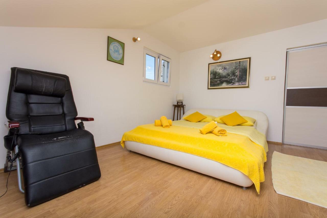 Apartmani Zana Okrug Gornji Dış mekan fotoğraf