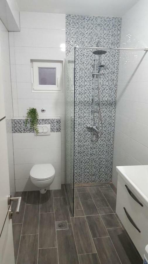 Apartmani Zana Okrug Gornji Dış mekan fotoğraf