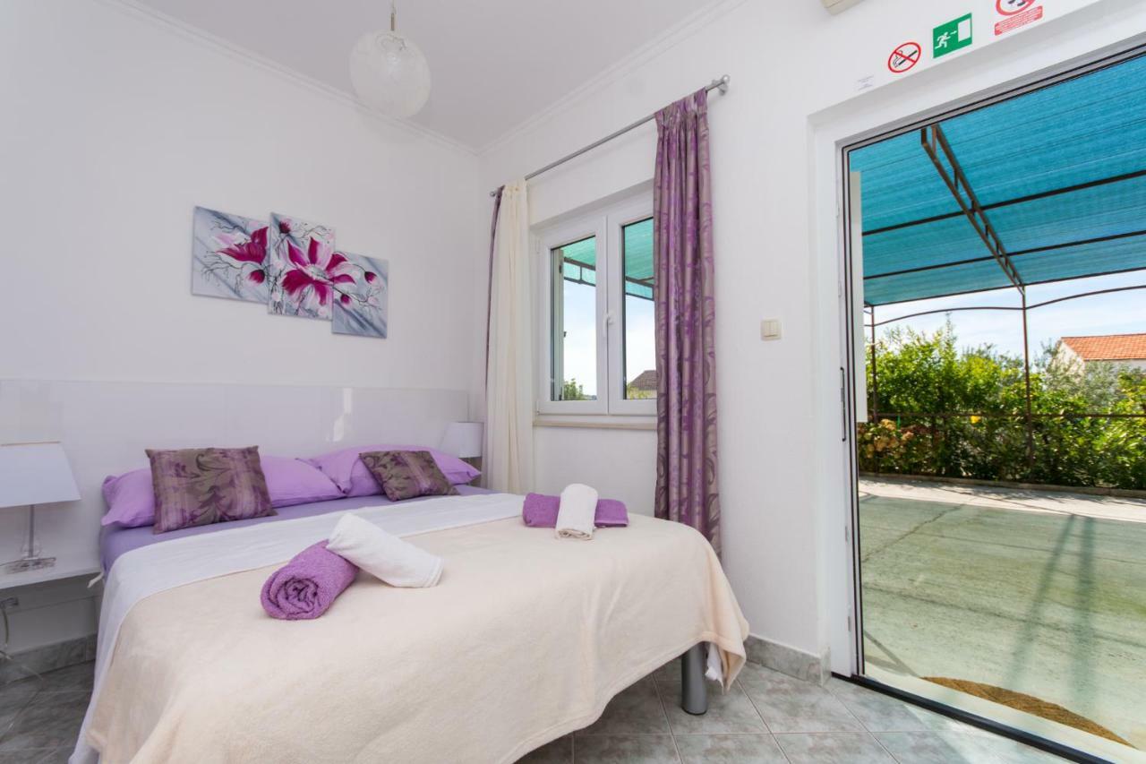 Apartmani Zana Okrug Gornji Dış mekan fotoğraf