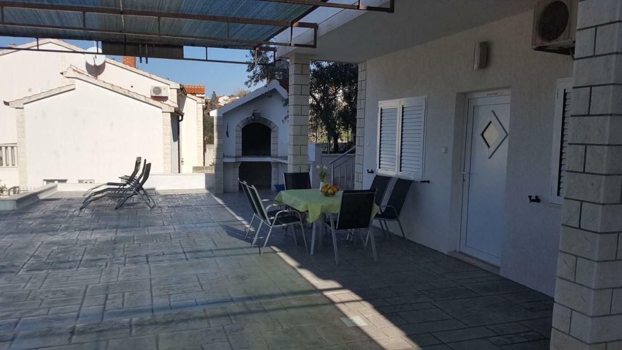 Apartmani Zana Okrug Gornji Dış mekan fotoğraf