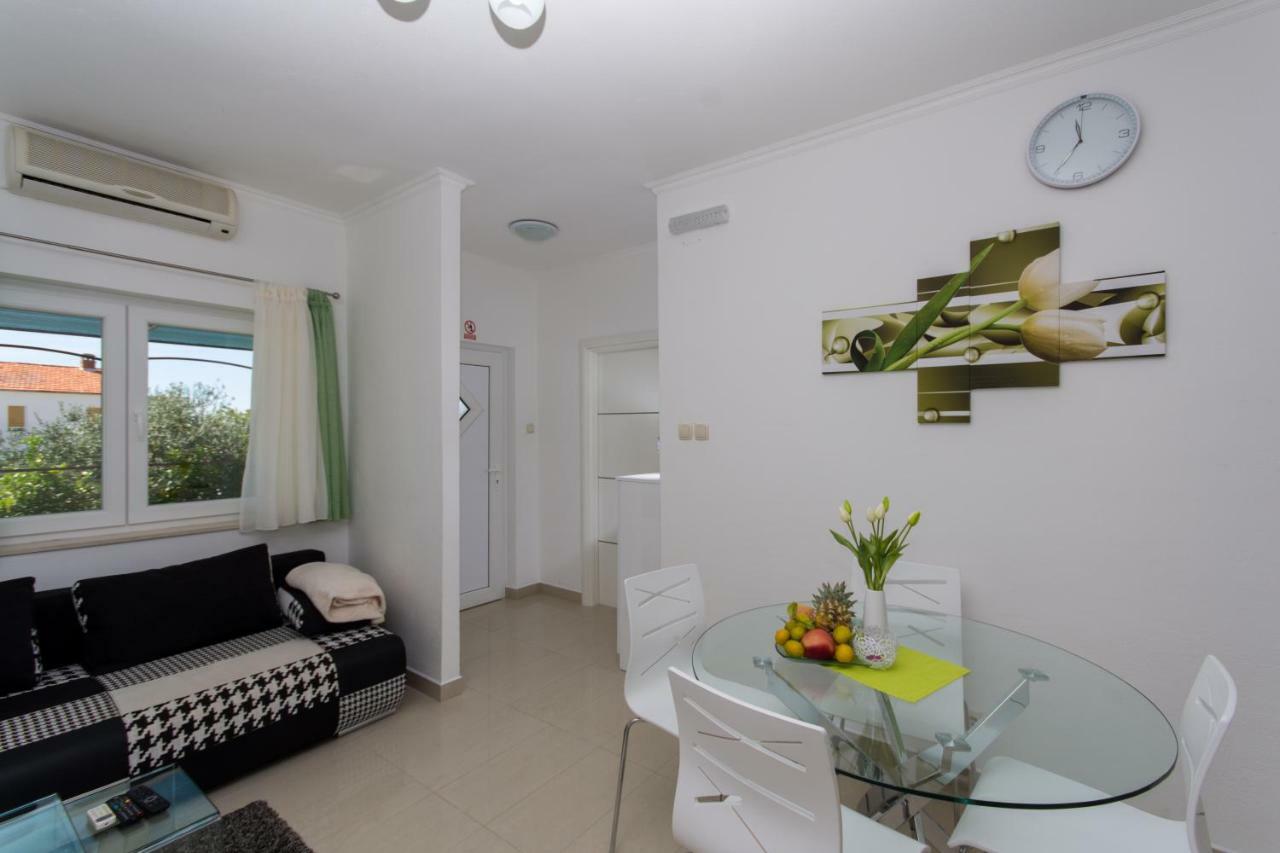 Apartmani Zana Okrug Gornji Dış mekan fotoğraf